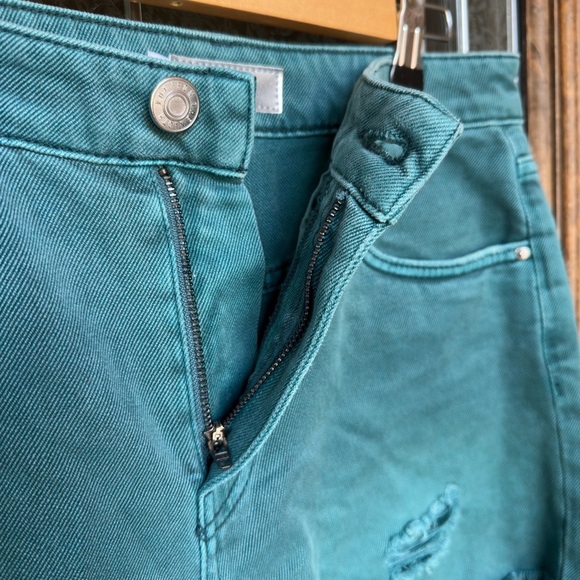 Kut from the Kloth Teal Distressed Jean Shorts - Picture 5 of 6